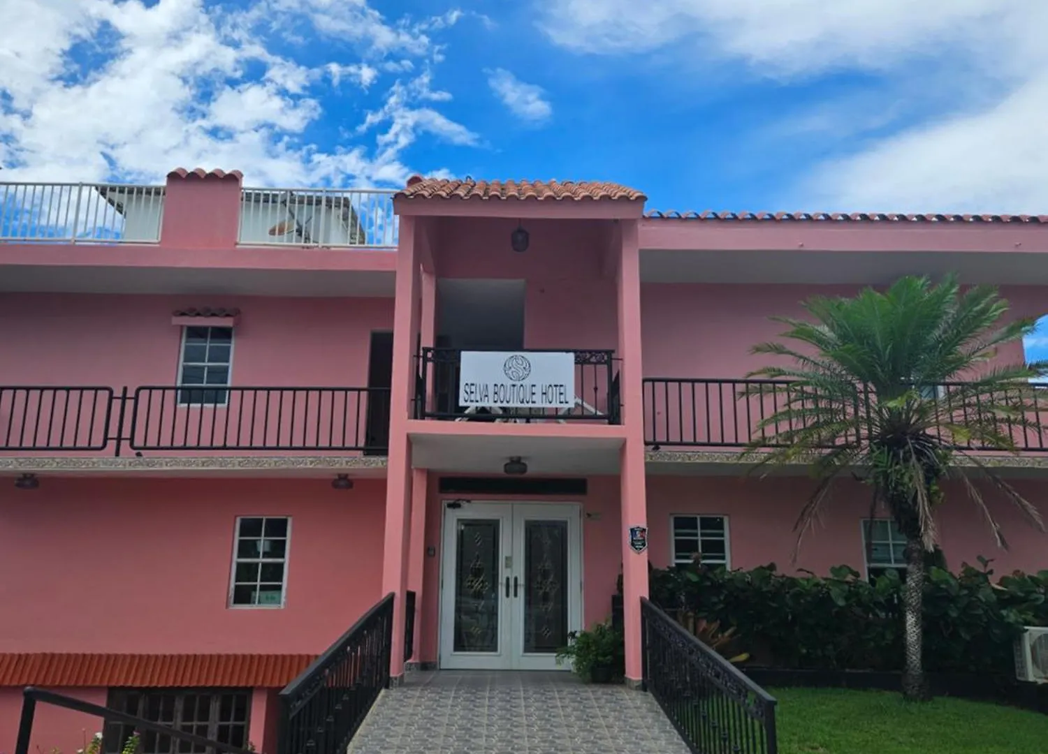 Selva Boutique Hotel - Luquillo Oceanfront Retreat - Adults Only