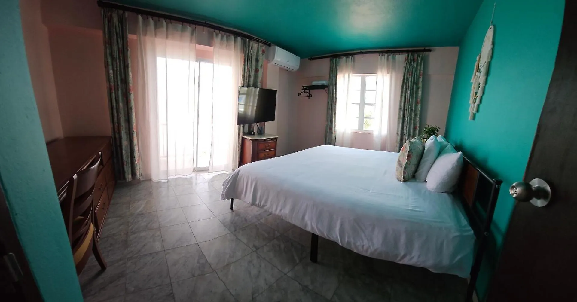 Selva Boutique Hotel - Luquillo Oceanfront Retreat - Adults Only